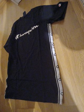 Camiseta Champion Negra