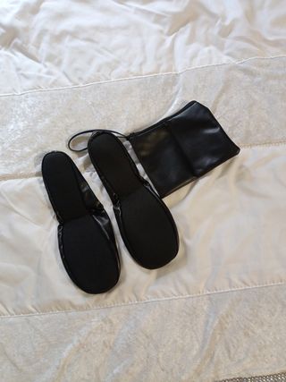 Bailarinas negras plegables con bolso