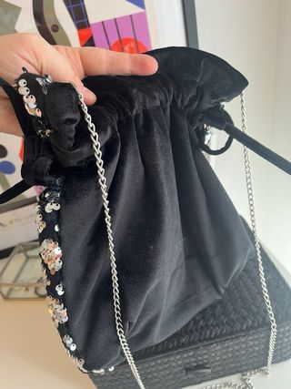 Bolso bombonera fiesta lentejuelas negro/plata