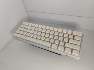 Teclado Mecánico 60% (En Caja)