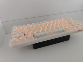 Teclado Mecánico 60% (En Caja)