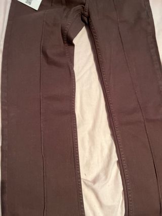 Pantalón bootcut Bershka marrón talla 34