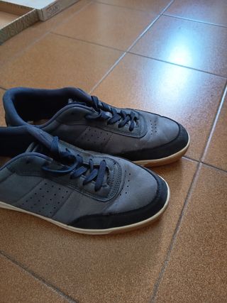 Zapatos azules