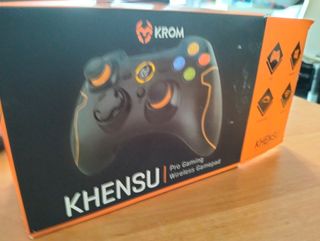 Mando Gaming KROM Khensu Pro Gaming Wireless Gamep