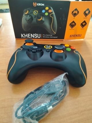 Mando Gaming KROM Khensu Pro Gaming Wireless Gamep