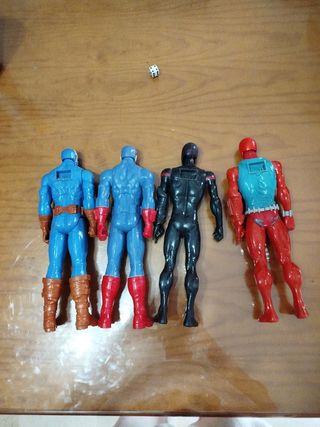 4 Muñecos Superhéroes Marvel