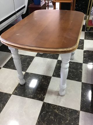 Mesa extensible de madera