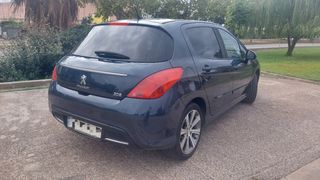 Peugeot 308 2012