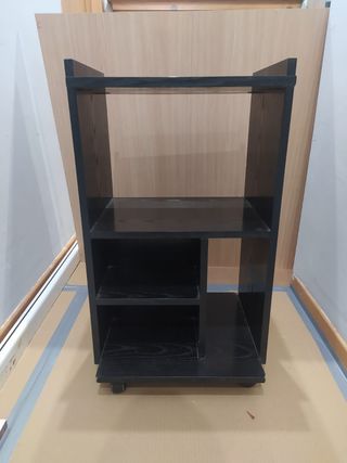Mueble auxiliar negro y madera 42*73*38