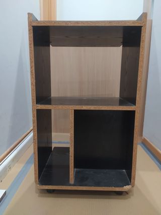 Mueble auxiliar negro y madera 42*73*38
