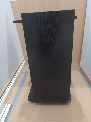 Mueble auxiliar negro y madera 42*73*38