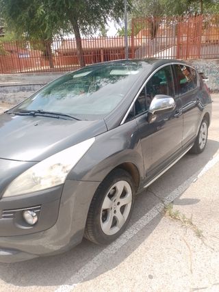 Peugeot 3008 2012