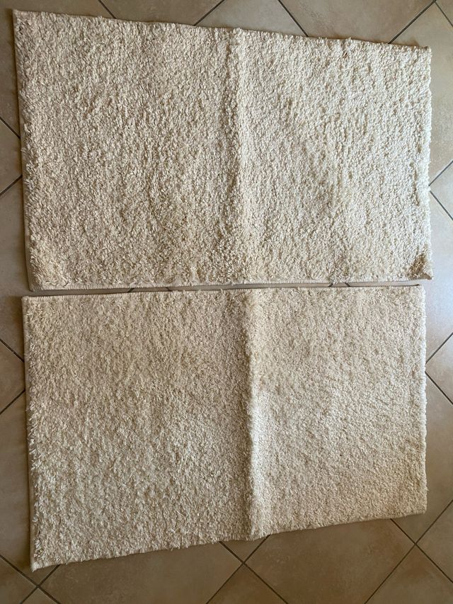 Tappeti beige in tessuto