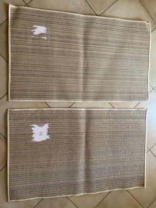 Tappeti beige in tessuto