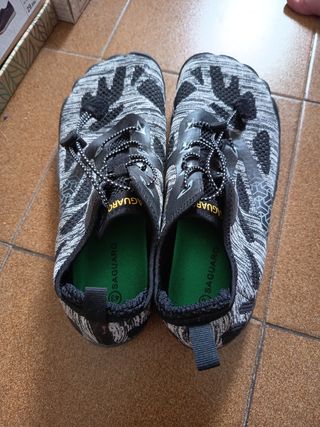 Zapatos Saguaro Talla 43 Negros y Grises