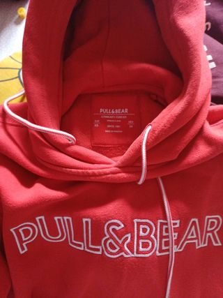Sudadera Pull&Bear Roja