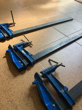 3 Gatos de carpintería