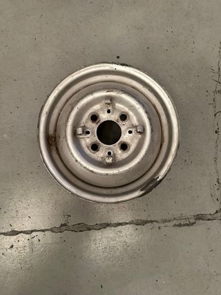 Llantas SEAT 600 (4 unidades)
