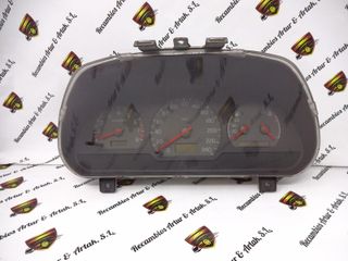 Cuadro de instrumentos  VOLVO V40 30819871/0034 30822392/03