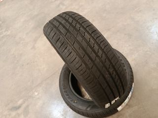 2 Neumáticos 195/60R15 nuevos 