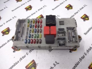 Caja de fusibles  Fiat Punto 46812228 NPL 46552681 CPL