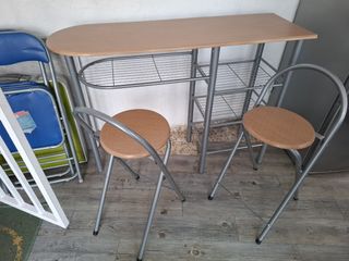 Mesa auxiliar cocina y 2 taburetes