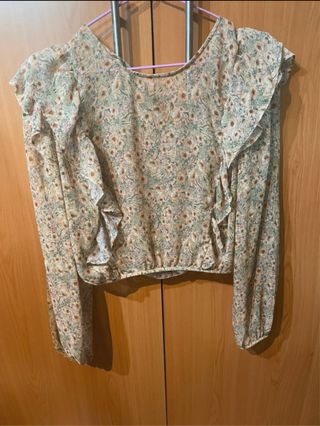 Blusa estampada flores manga larga