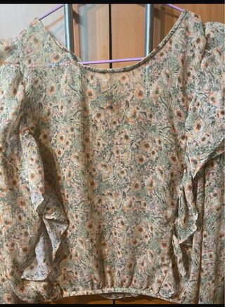 Blusa estampada flores manga larga