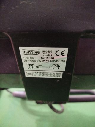 Foco de trabajo con 4 bombillas