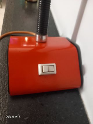 Lampada da tavolo vintage arancione