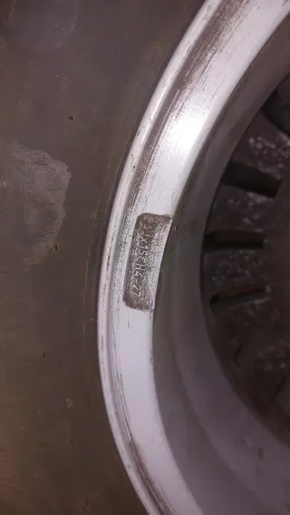 2 Llantas y neumaticos Michelin 185/65 R15 88H Cit