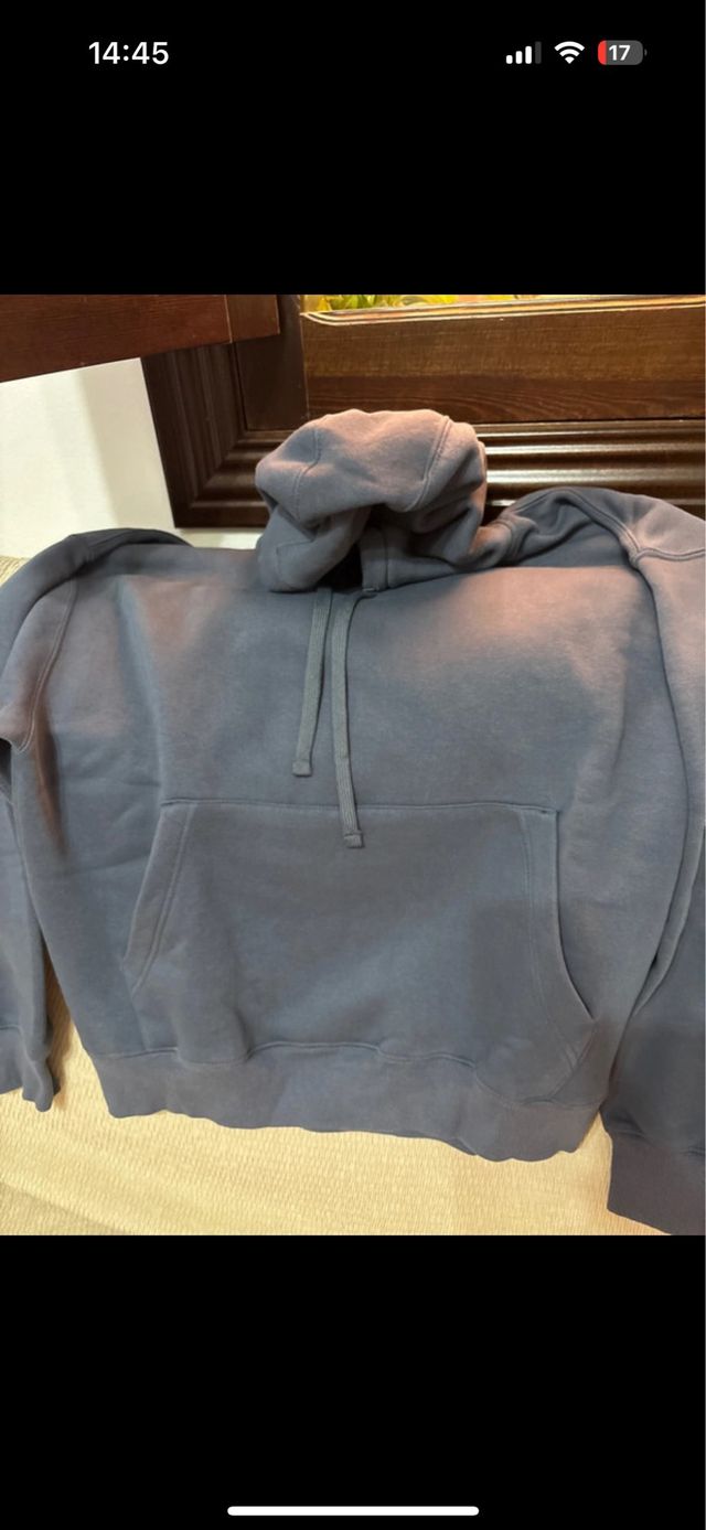 Sudadera con capucha azul