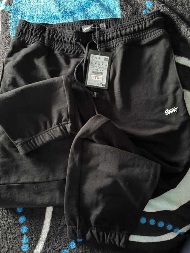 Pantalón negro nuevo