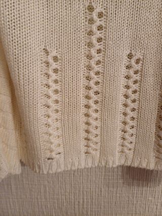 Jersey de punto blanco con encaje
