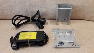 TV SANYO 15" LCD