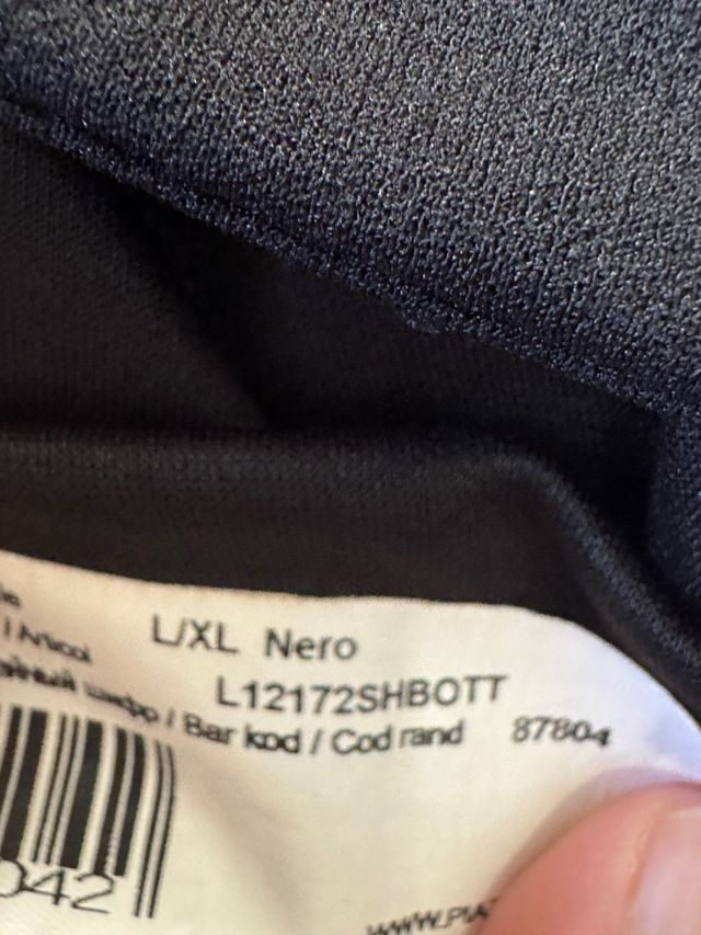 Shorts neri con bottoni dorati L/XL