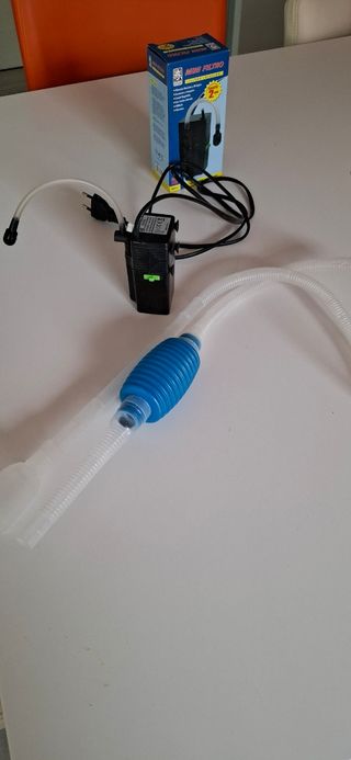 Mini Filtro Interior Pecera 200L/h