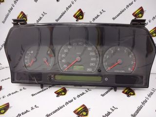 Cuadro de instrumentos  VOLVO S70 V70 9451506 9472725