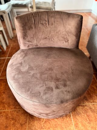 Sillón giratorio marrón terciopelo