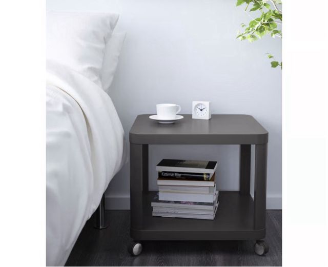 Mesita auxiliar Ikea