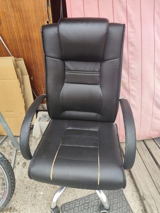 Silla de escritorio negra