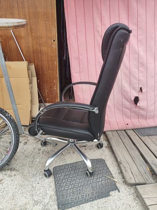 Silla de escritorio negra