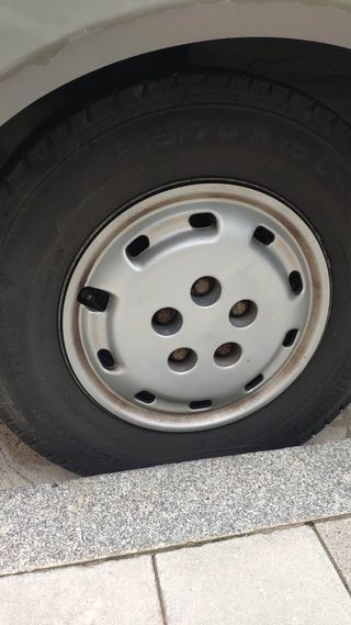 Neumáticos Continental 215/50/15 para Autocaravana