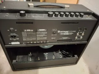 Fender Mustang GTX100