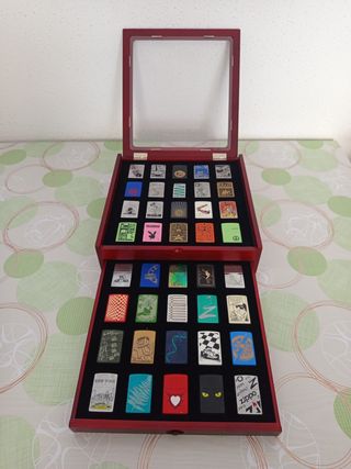 Collezione: 40 accendini Zippo inutilizzati