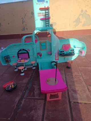 Caravana L.O.L. Surprise! OMG Glam N Go Camper