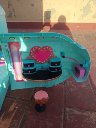 Caravana L.O.L. Surprise! OMG Glam N Go Camper