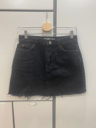 Minifalda vaquera ZARA negra
