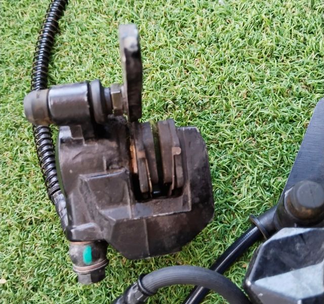 Frenos Sunra Delantero y Trasero