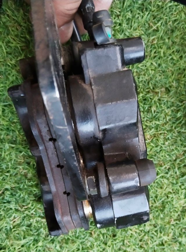 Frenos Sunra Delantero y Trasero